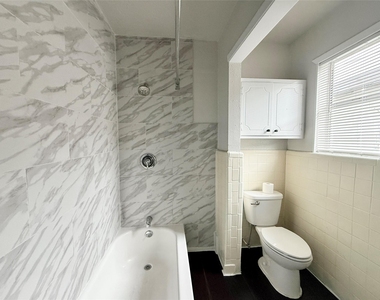 7427 Avenue I - Photo Thumbnail 15