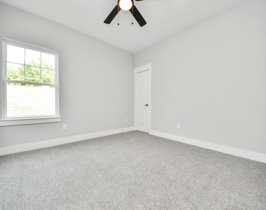 1307 Laskey Street - Photo Thumbnail 30