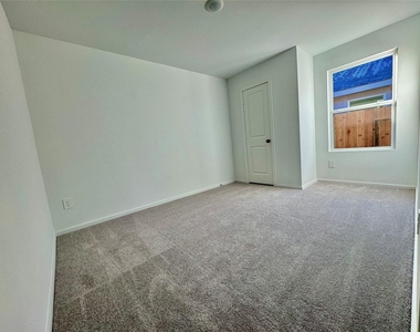 16615 Trembling Aspen Lane - Photo Thumbnail 10
