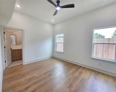 9821 Turnbow Street - Photo Thumbnail 10