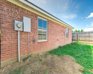 7308 Avenue R - Photo Thumbnail 22