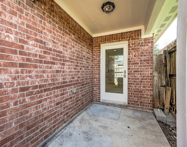 7308 Avenue R - Photo Thumbnail 23
