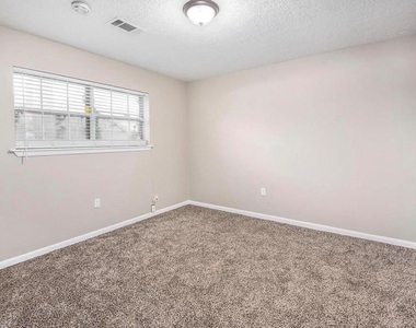 12510 Old River Drive - Photo Thumbnail 13