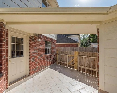 215 Birch Hill Drive - Photo Thumbnail 12