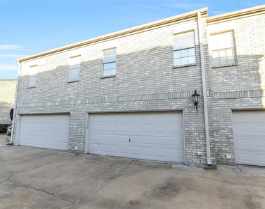 4001 Tanglewilde Street - Photo Thumbnail 19