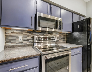 4001 Tanglewilde Street - Photo Thumbnail 8