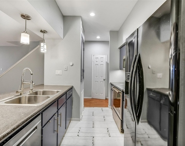 4001 Tanglewilde Street - Photo Thumbnail 9