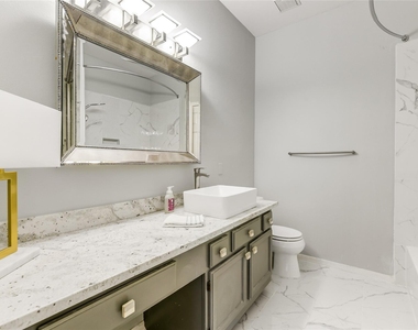 4001 Tanglewilde Street - Photo Thumbnail 17