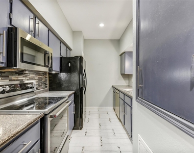4001 Tanglewilde Street - Photo Thumbnail 7