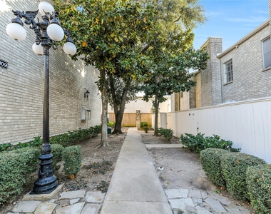 4001 Tanglewilde Street - Photo Thumbnail 21