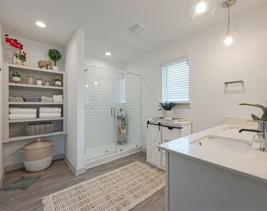 17 Desert Spring Lane - Photo Thumbnail 19