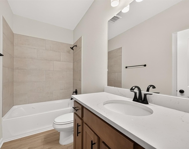 10726 Sky Creek Lane - Photo Thumbnail 28