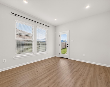 10726 Sky Creek Lane - Photo Thumbnail 22