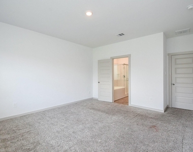 8030 Milam Lane - Photo Thumbnail 9