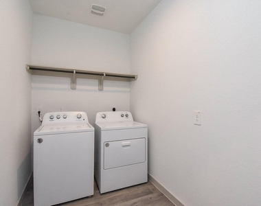 8030 Milam Lane - Photo Thumbnail 17