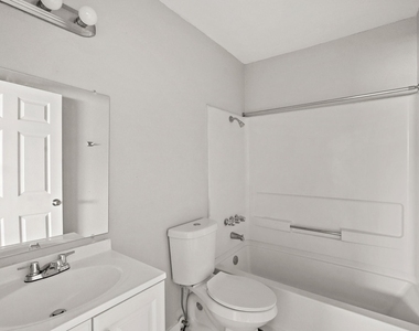 7815 Glass Street - Photo Thumbnail 7