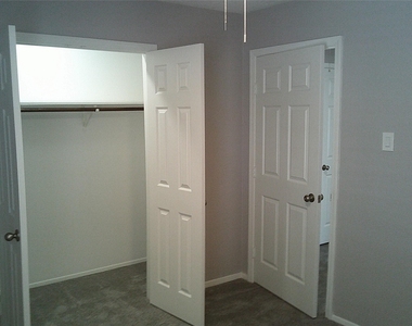 13427 Garden Grove - Photo Thumbnail 10