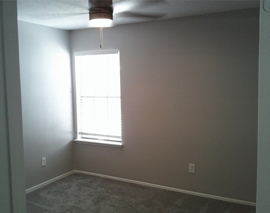 13427 Garden Grove - Photo Thumbnail 11