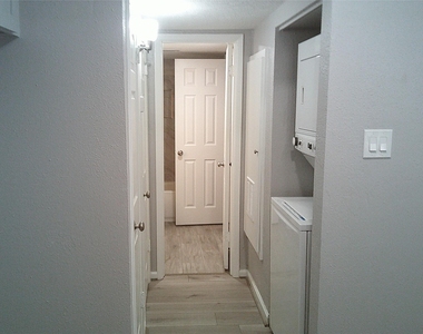 13427 Garden Grove - Photo Thumbnail 15