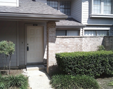 13427 Garden Grove - Photo Thumbnail 8
