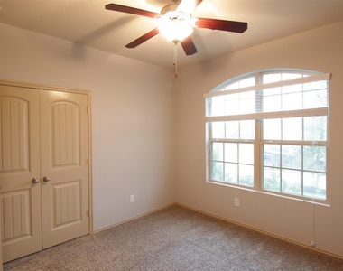 20419 Newcastle Ridge Lane - Photo Thumbnail 16