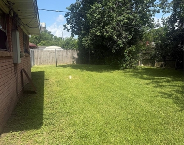7623 Wilmerdean Street - Photo Thumbnail 30