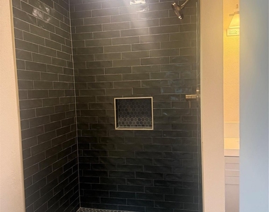 7623 Wilmerdean Street - Photo Thumbnail 7