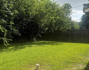 7623 Wilmerdean Street - Photo Thumbnail 26
