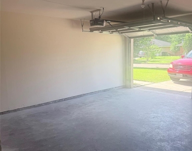 7623 Wilmerdean Street - Photo Thumbnail 24