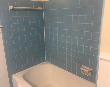 7623 Wilmerdean Street - Photo Thumbnail 9