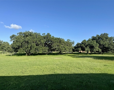 18635 Fm 442 Road - Photo Thumbnail 2