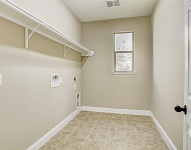11022 Avery Oaks Lane - Photo Thumbnail 11