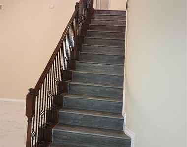 11134 Sheldon Bend Drive - Photo Thumbnail 11