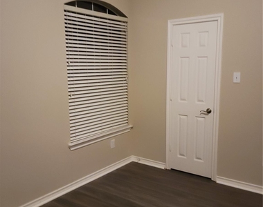11134 Sheldon Bend Drive - Photo Thumbnail 20