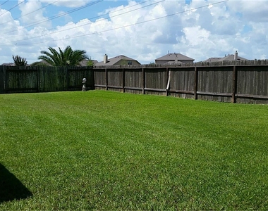 11134 Sheldon Bend Drive - Photo Thumbnail 27