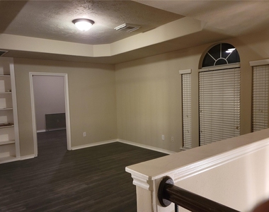 11134 Sheldon Bend Drive - Photo Thumbnail 18