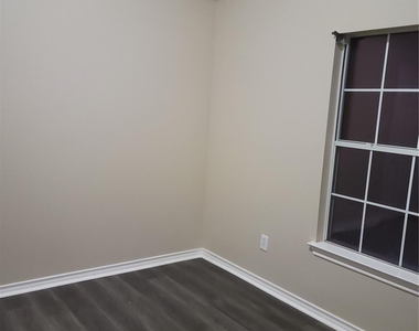 11134 Sheldon Bend Drive - Photo Thumbnail 26