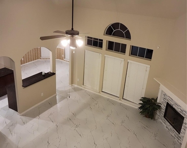 11134 Sheldon Bend Drive - Photo Thumbnail 15