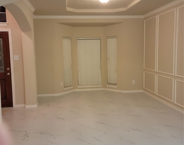 11134 Sheldon Bend Drive - Photo Thumbnail 7