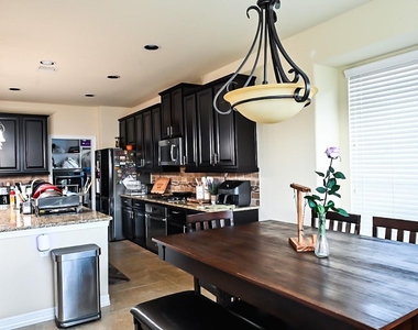 13514 Mooring Pointe Drive - Photo Thumbnail 2