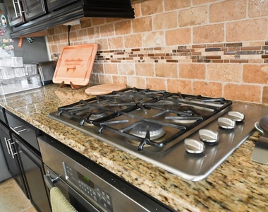13514 Mooring Pointe Drive - Photo Thumbnail 3
