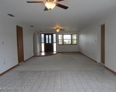 129 Martin Street - Photo Thumbnail 2