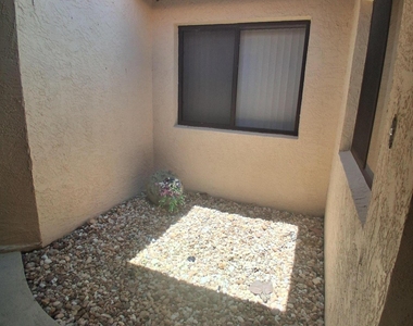 613 Manatee Drive - Photo Thumbnail 36