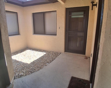 613 Manatee Drive - Photo Thumbnail 35