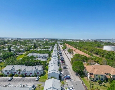 347 Ocean Park Lane - Photo Thumbnail 22