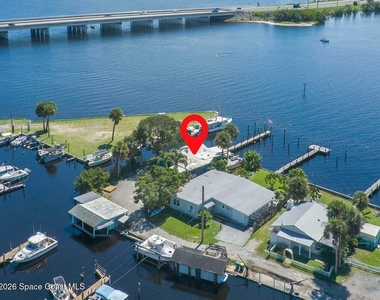 3965 Canal Drive - Photo Thumbnail 4