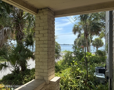 803 Rockledge Drive - Photo Thumbnail 1