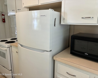 803 Rockledge Drive - Photo Thumbnail 11