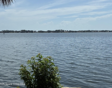 803 Rockledge Drive - Photo Thumbnail 13