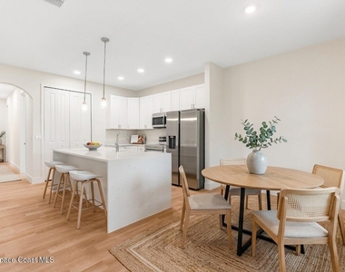 1041 Wesberry Street Se - Photo Thumbnail 10